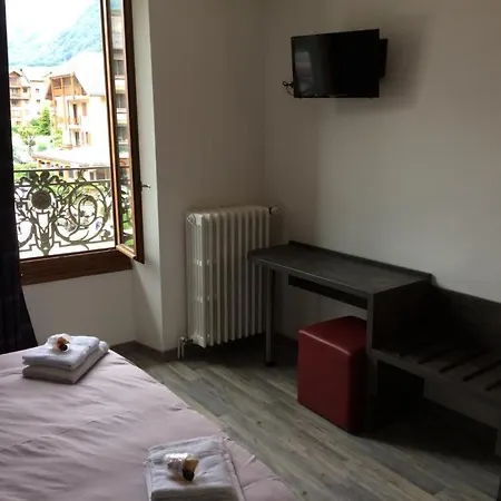 L'eterlou Hotel *
